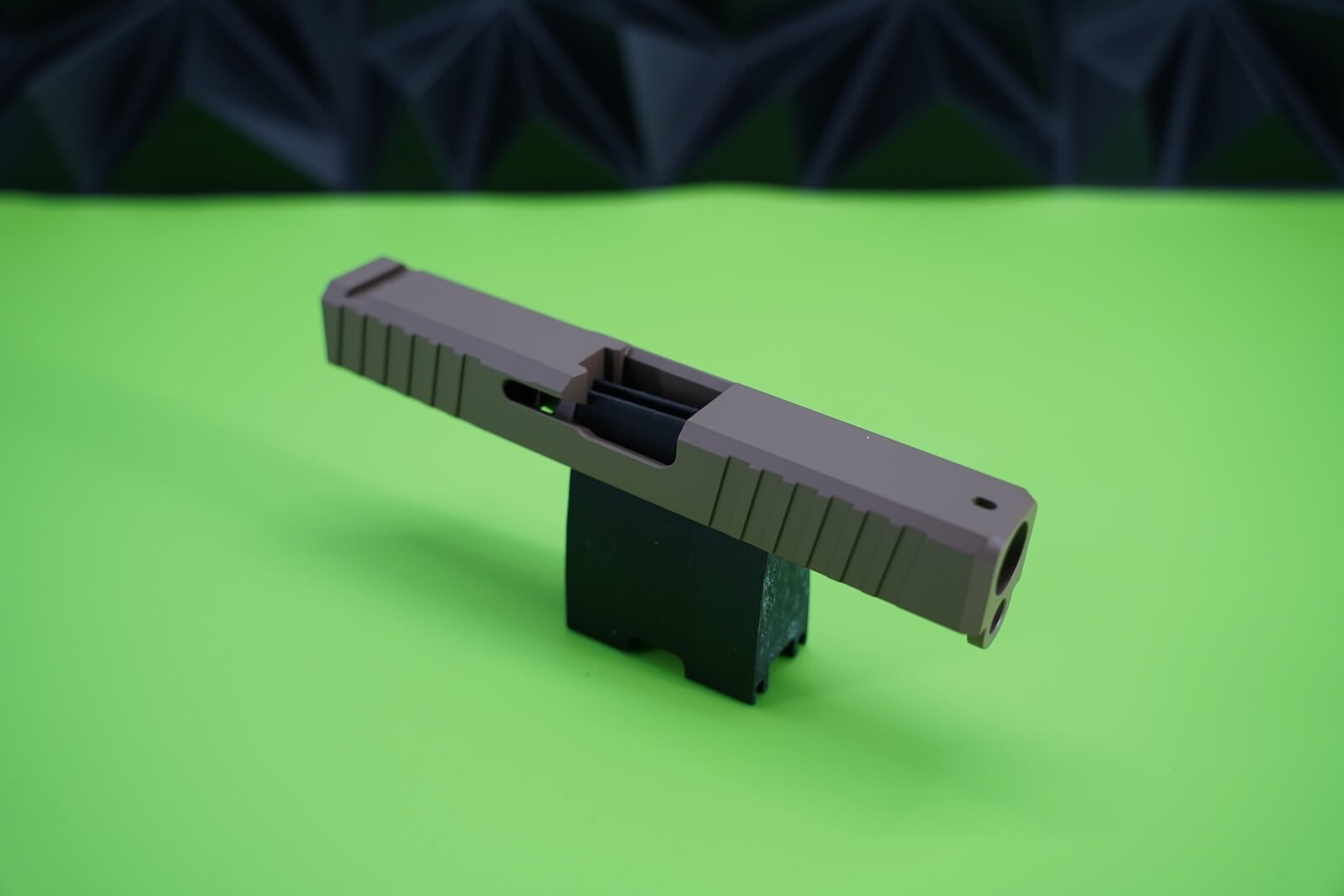 Glock 19 Gen 3 Slide - V1 Slide - Flat Dark Earth Cerakote (No Optic Cut) - Image 2